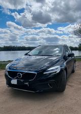 Volvo V40 Cross Country T3 Plus, AHK, Standheizung - Volvo V40 Cross Country: Limousine