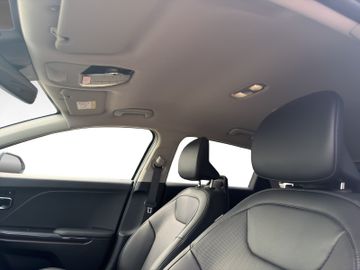 Kia K4 1.6 T-GDI Spirit 360+KeyLess+Navi+SHZ+ACC