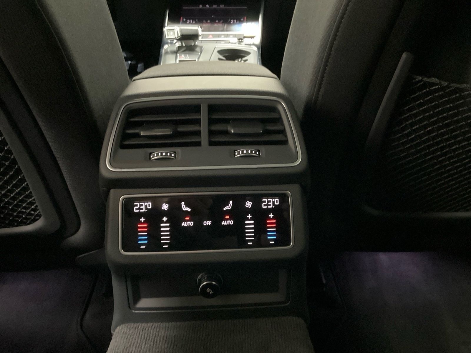 Audi A6 - Bild 18