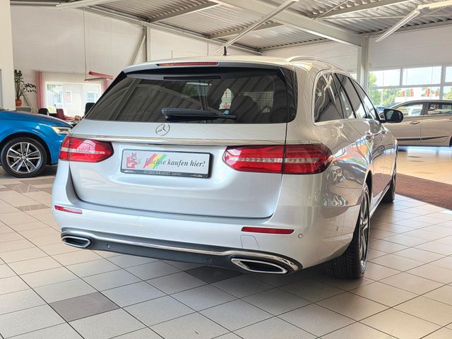 MERCEDES-BENZ E 220 — Foto 9
