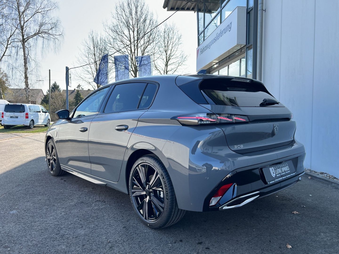 Fahrzeugabbildung Peugeot 308 GT BlueHDi 130 EAT8 AHK-abn. El. Panodach