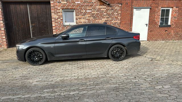 BMW 520d G30 SPORTLINE