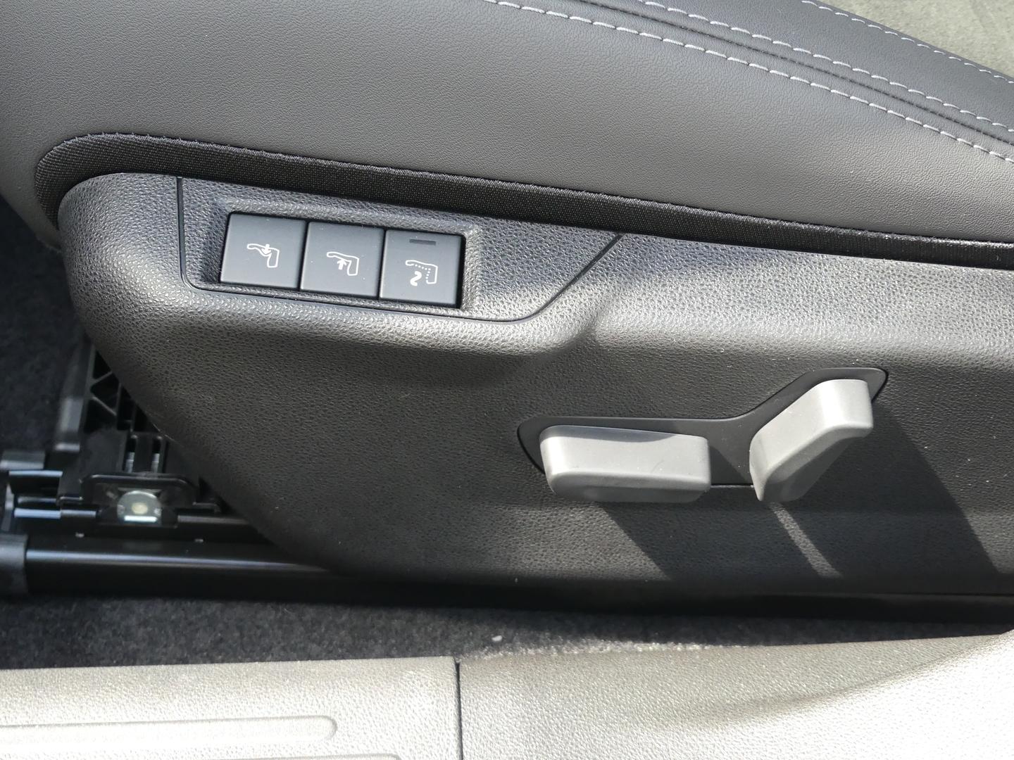 Fiat 600 HYBRID SPORT 1.2 145 PS DCT6 LED NAVI KAMERA
