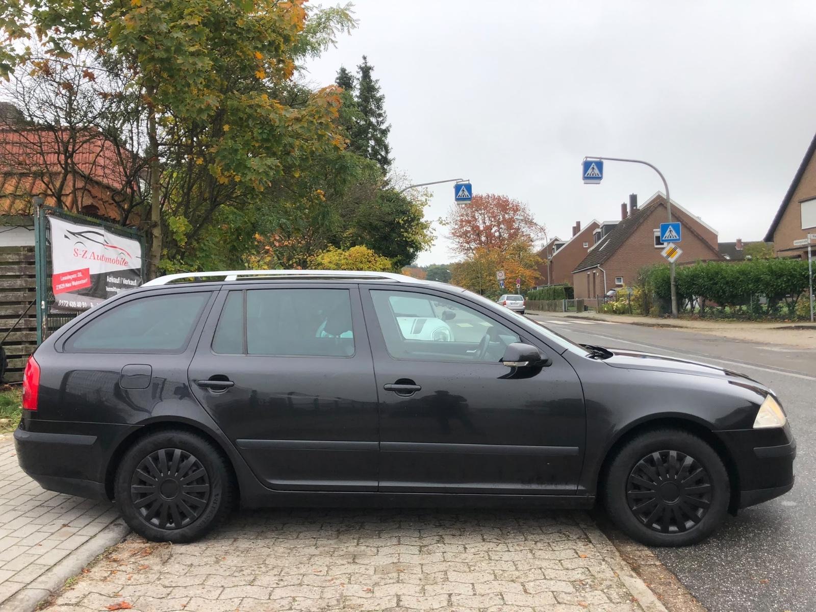 Skoda Octavia 2007 — салон