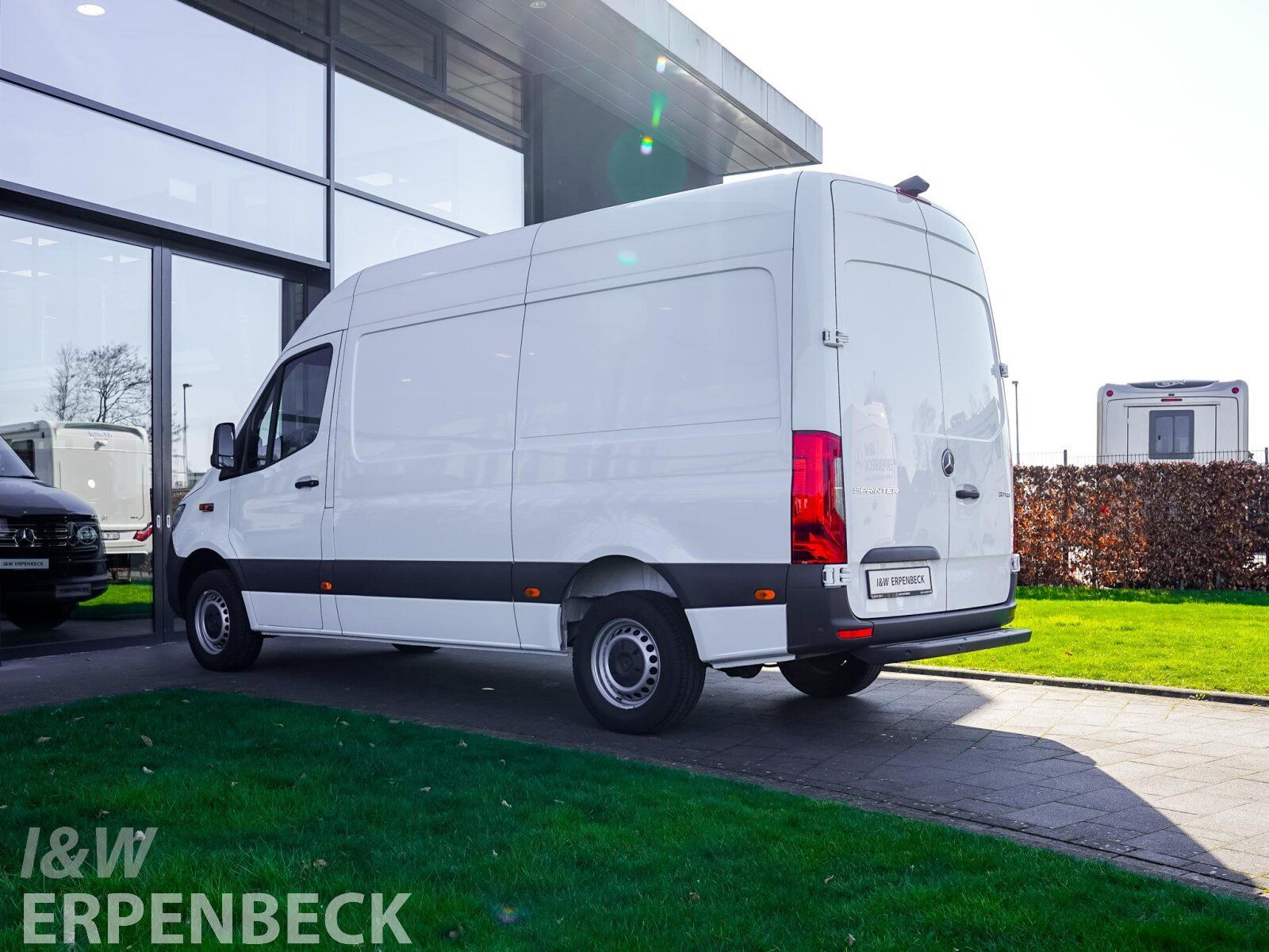 Fahrzeugabbildung Mercedes-Benz Sprinter 317 CDI L2H2 Hochdach 9G 360°-Kamera