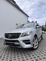 Mercedes-Benz ML 350 CDI  AMG Packet Panorama Offroad Packet
