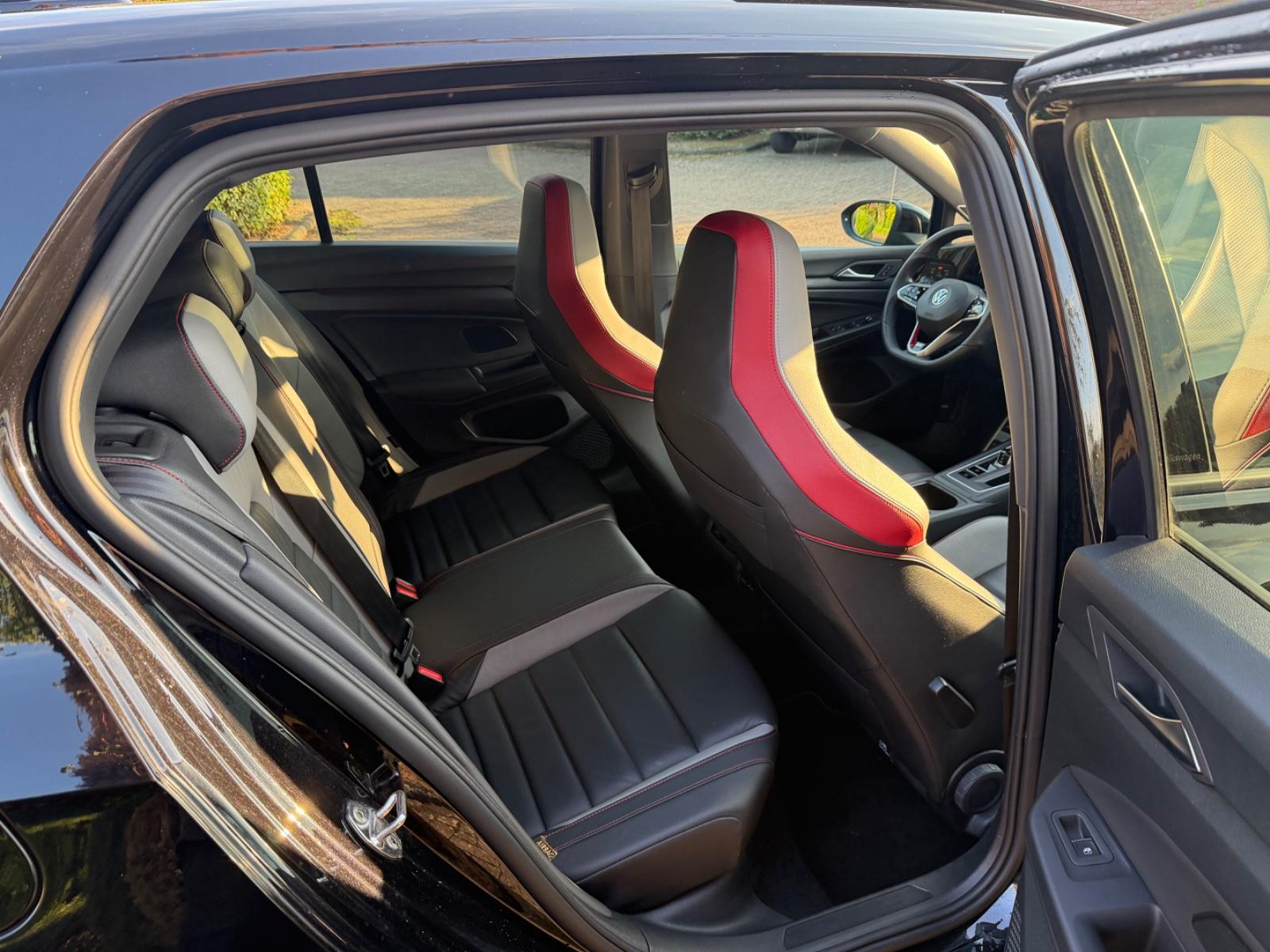 Volkswagen Golf 2.0 TSI DSG GTI Black Style IQ.Light Pano, миниатюра 8