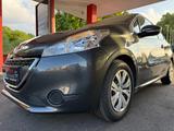 Peugeot 208 Active 1.2 Klima PDC 8xReifen USB 1.Hand - Peugeot 208 in Bielefeld