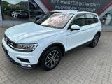 Volkswagen Tiguan Comfortline 1,4 TSI Navi ACC el. Heck AHK - Volkswagen Tiguan in Rostock