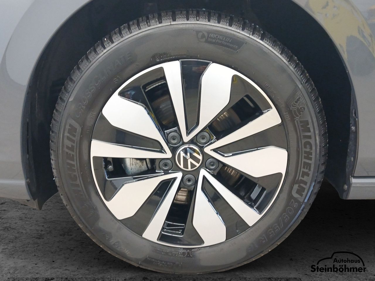 Volkswagen Golf - Bild 13