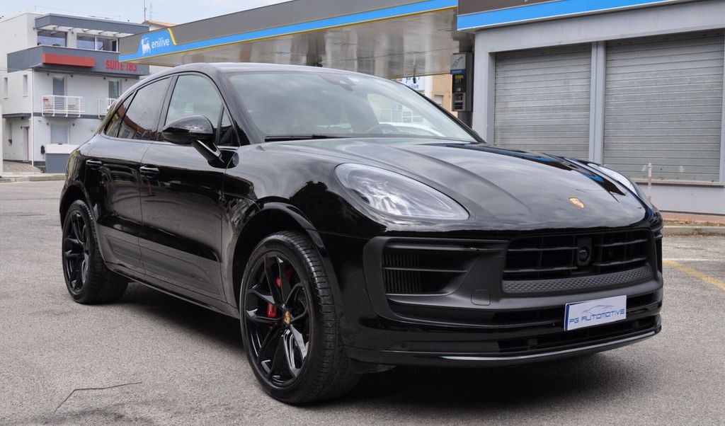 Image of Porsche Macan