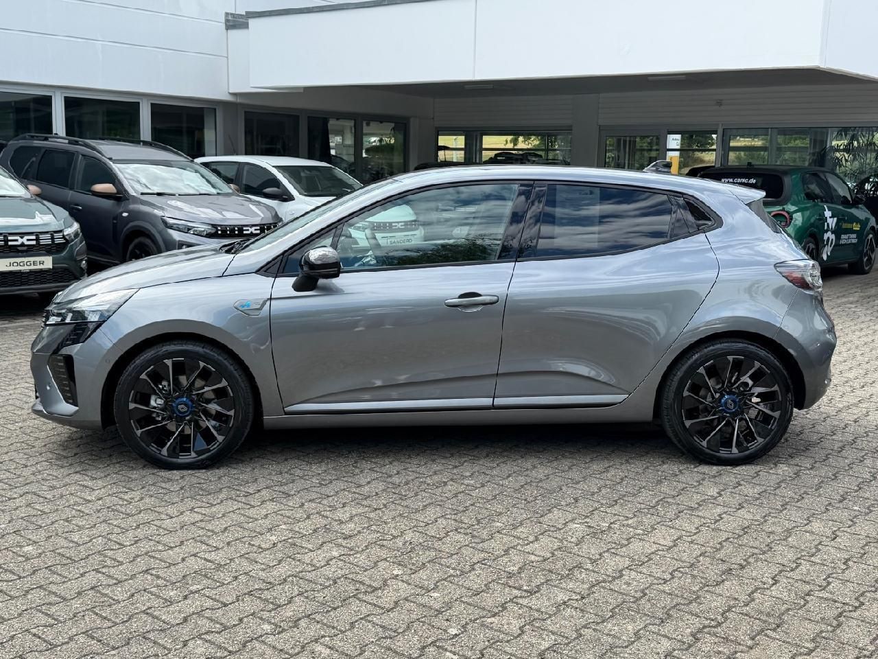 Fahrzeugabbildung Renault Clio Esprit Alpine Hybrid 145