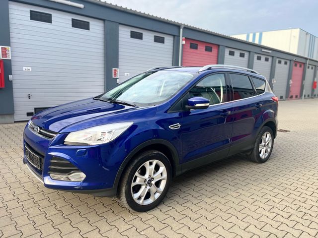 Ford Kuga Titanium 4WD 1Hand Leder/Navi/Kamera