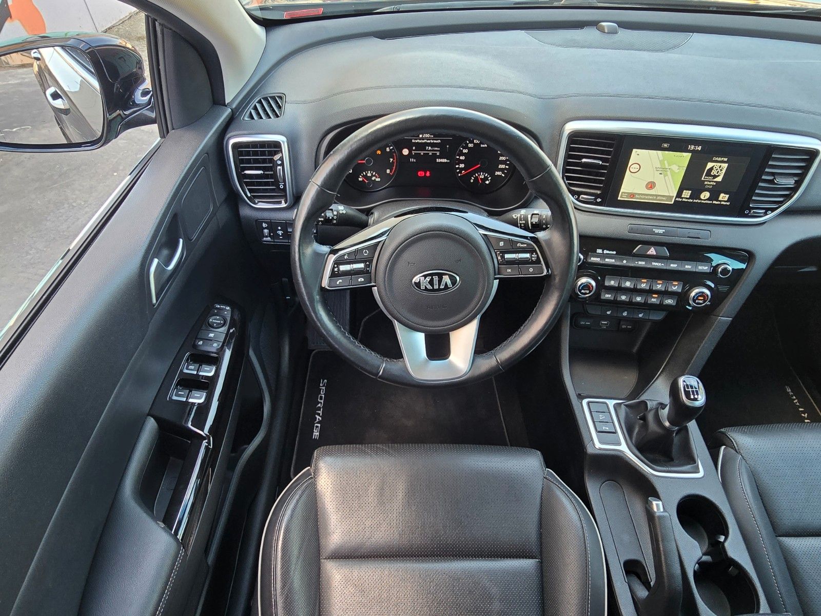 Fahrzeugabbildung Kia Sportage 1.6 GDI 2WD Dream-Team Premium+