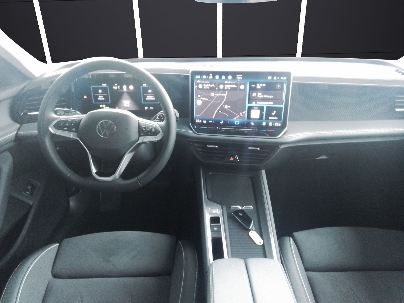 Fahrzeugabbildung Volkswagen Passat eTSI DSG LED ACC NAVI TRAILERASSIST