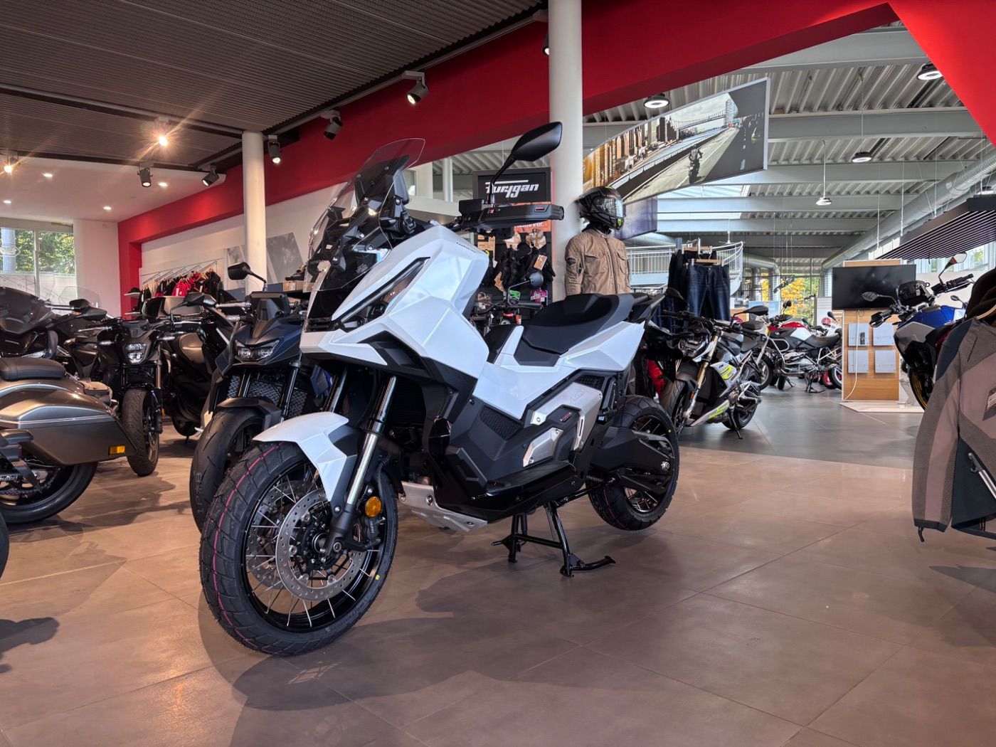 Fahrzeugabbildung Honda X-ADV 2026 Tageszulassung, sofort verfügbar