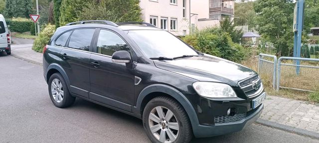 Chevrolet Captiva. Auto 4WD  7.Sitzer