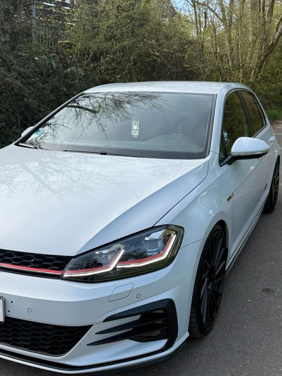 Image of Volkswagen Golf