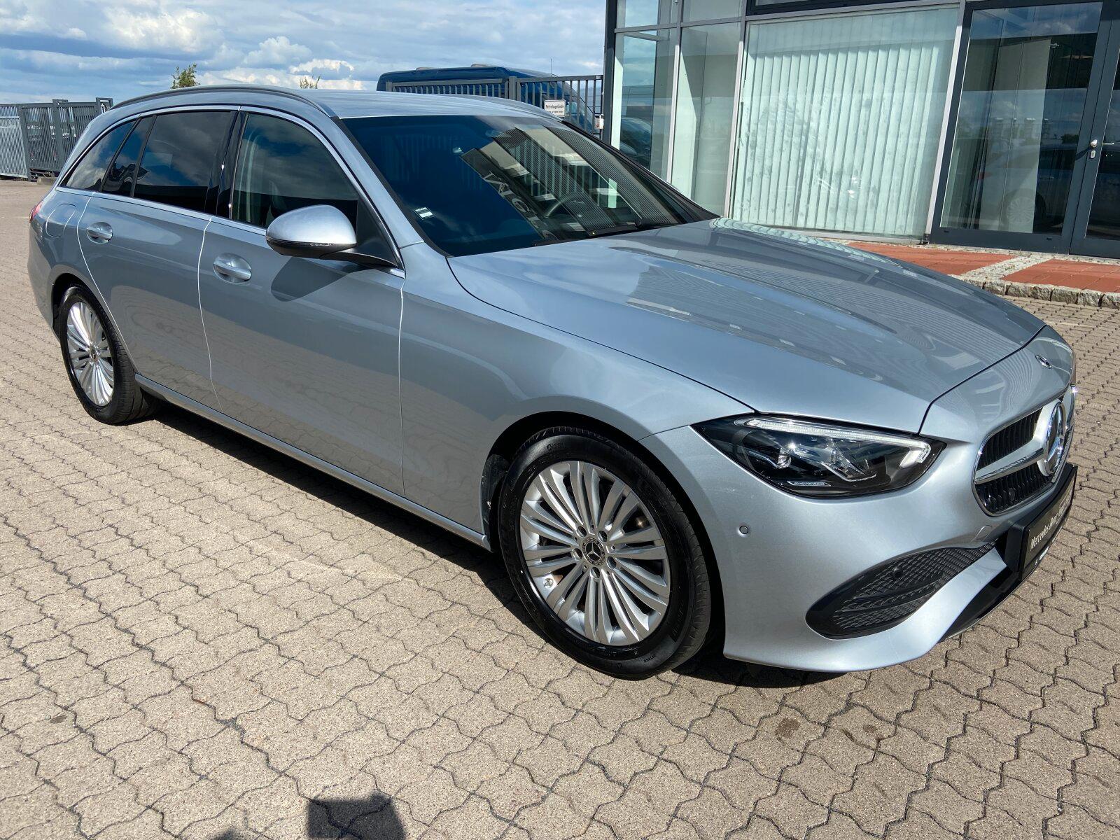 Mercedes-Benz C 180 T Avantgarde+AHK+Standhzg+RüKa+CarPlay+LED