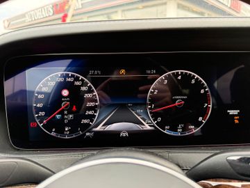 Mercedes S 560 - 11