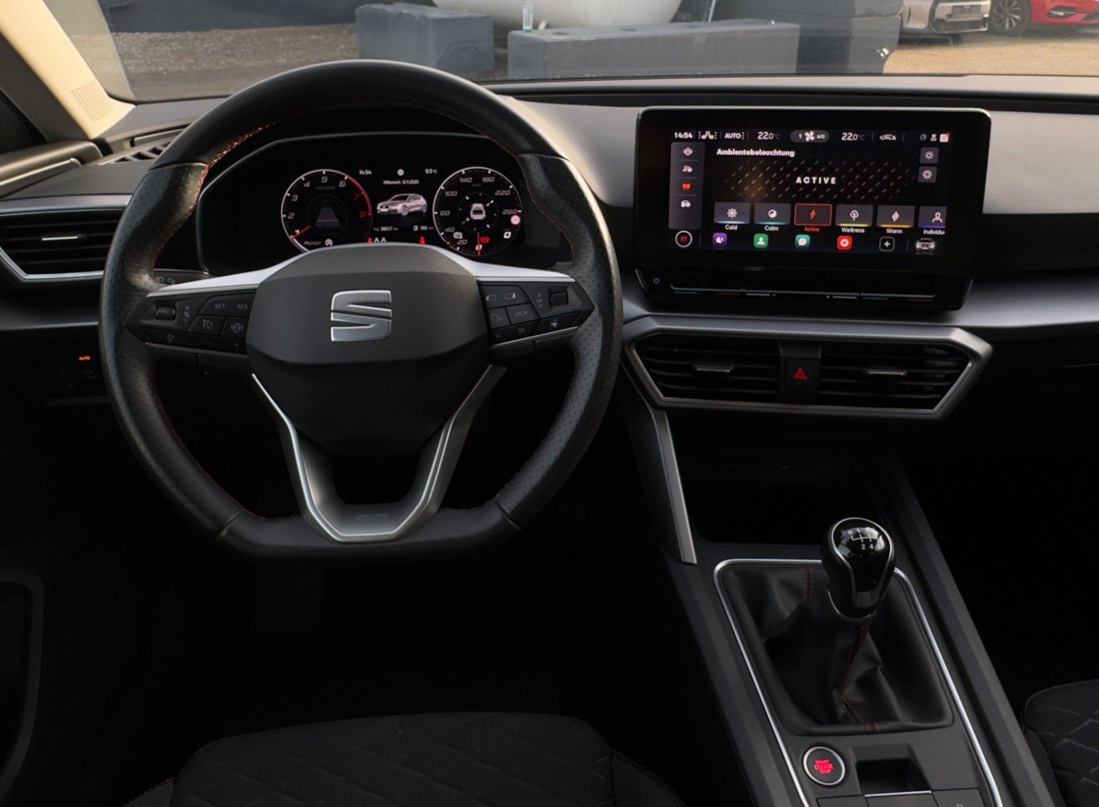 Fahrzeugabbildung SEAT Leon 1.5 TSI FR ACC LED VC SHZ LHZ Kam Ambiente