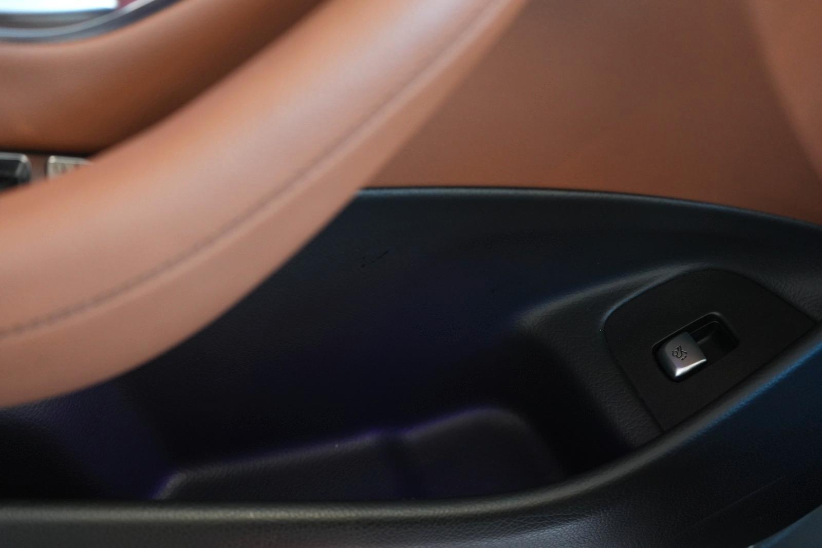 Mercedes-Benz E 300 T d 4Matic AMG-LINE *LEDER BRAUN|PANO*