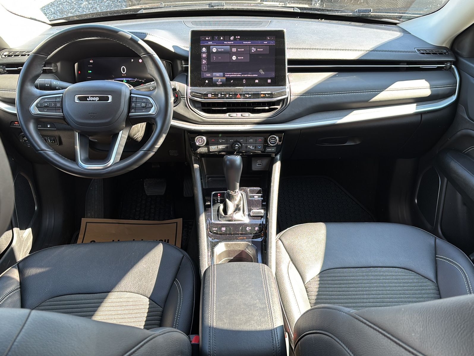 Fahrzeugabbildung Jeep Compass 1.3 T4 Plug-In Hybrid Limited 4xe 140kW