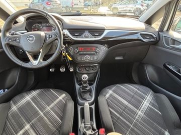 Fotografie des Opel Corsa E