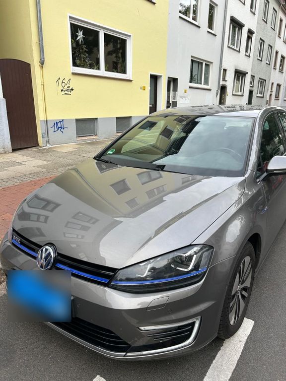Image of Volkswagen Golf
