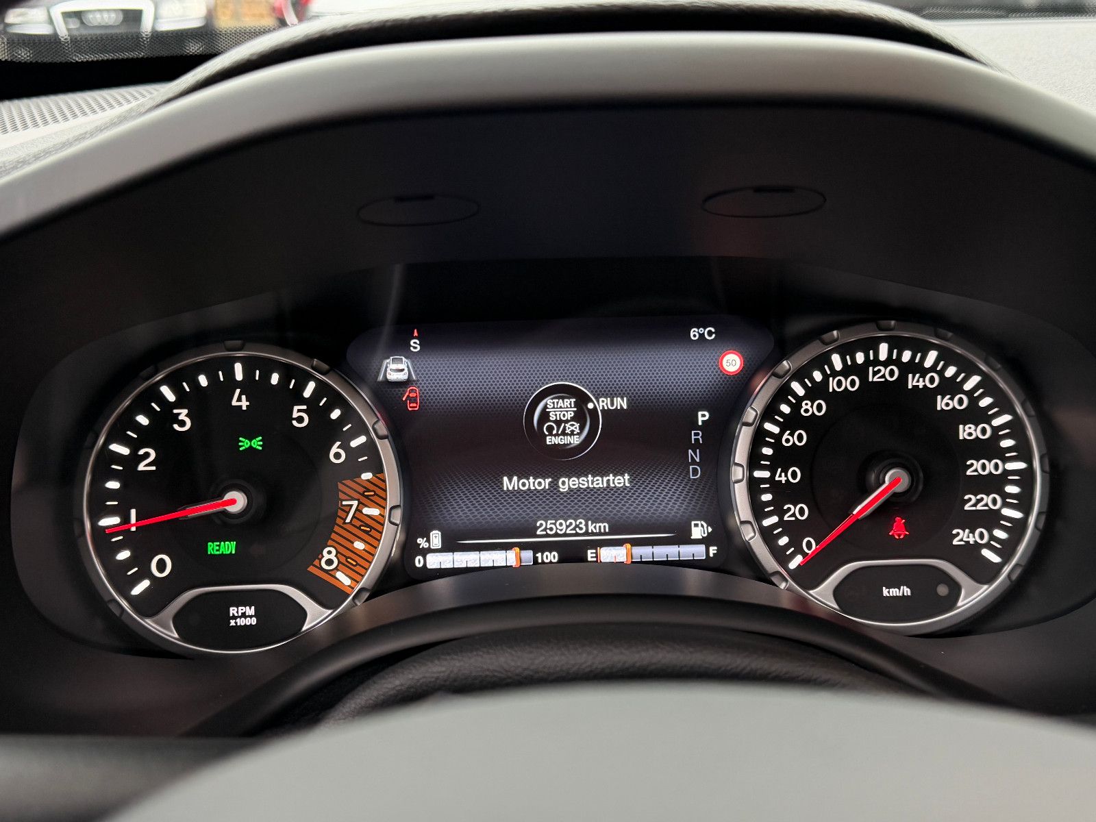 Fahrzeugabbildung Jeep Renegade Longitude Mild-Hybrid FWD/PANO/NAVI/KAM