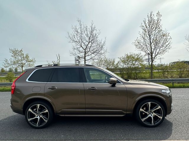 Volvo XC 90 Momentum AWD*R-STYLE*7-SITZER*LED*TOP*22"