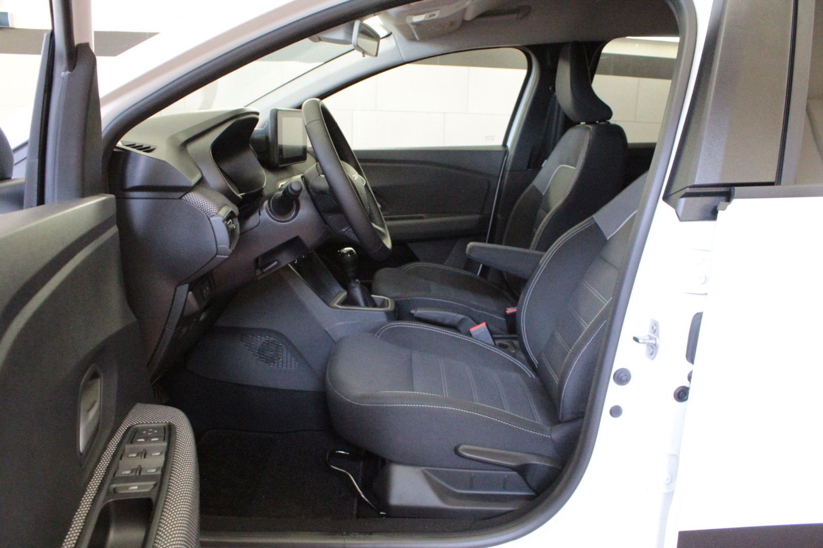 Fahrzeugabbildung Dacia Jogger ECO-G 100 Expression 5-Sitzer *Winterpak*