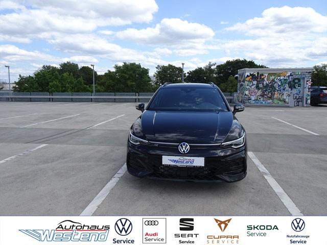 Volkswagen Golf Var. R-Line 1.5l eTSI 110kW DSG LED Navi