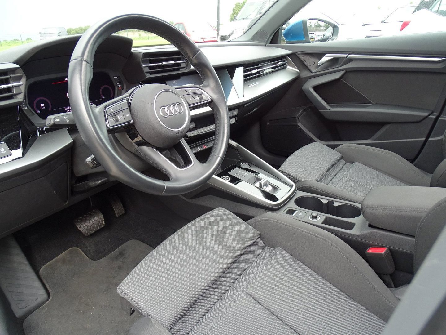 Audi A3 Sportback 35 TFSI Business edition|Pano|Matri imagem 3