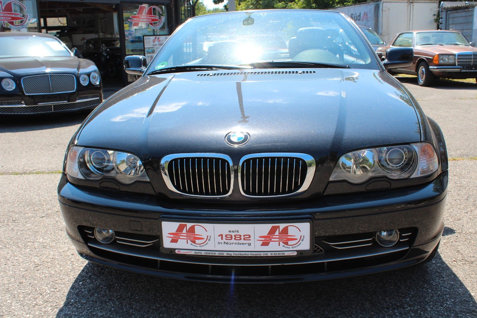 330Ci CABRIO 1. Hand Scheckheft!!