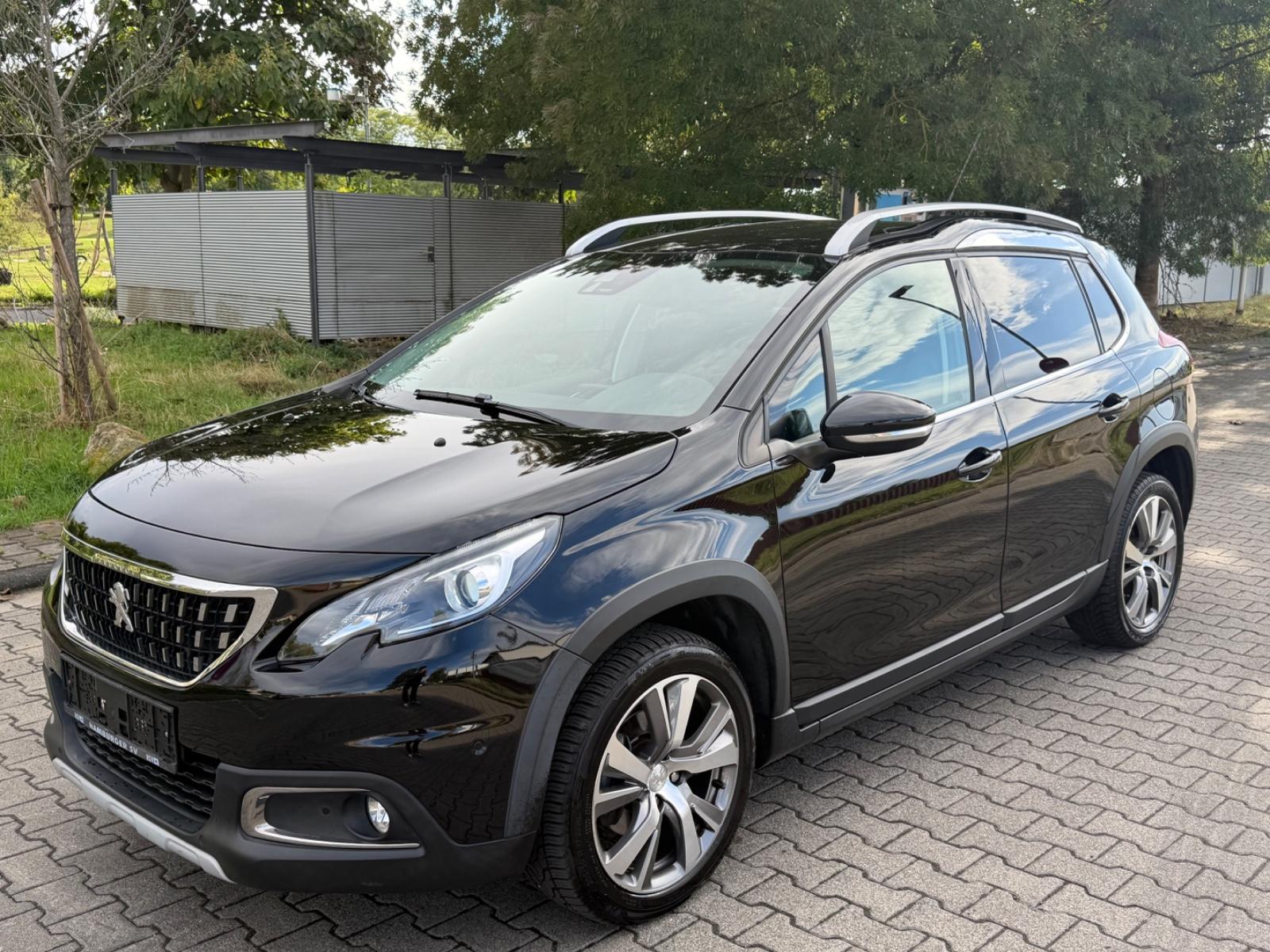 Peugeot 2008 1.2 PureTech 130 Allure KAMERA*PANO*LEDER