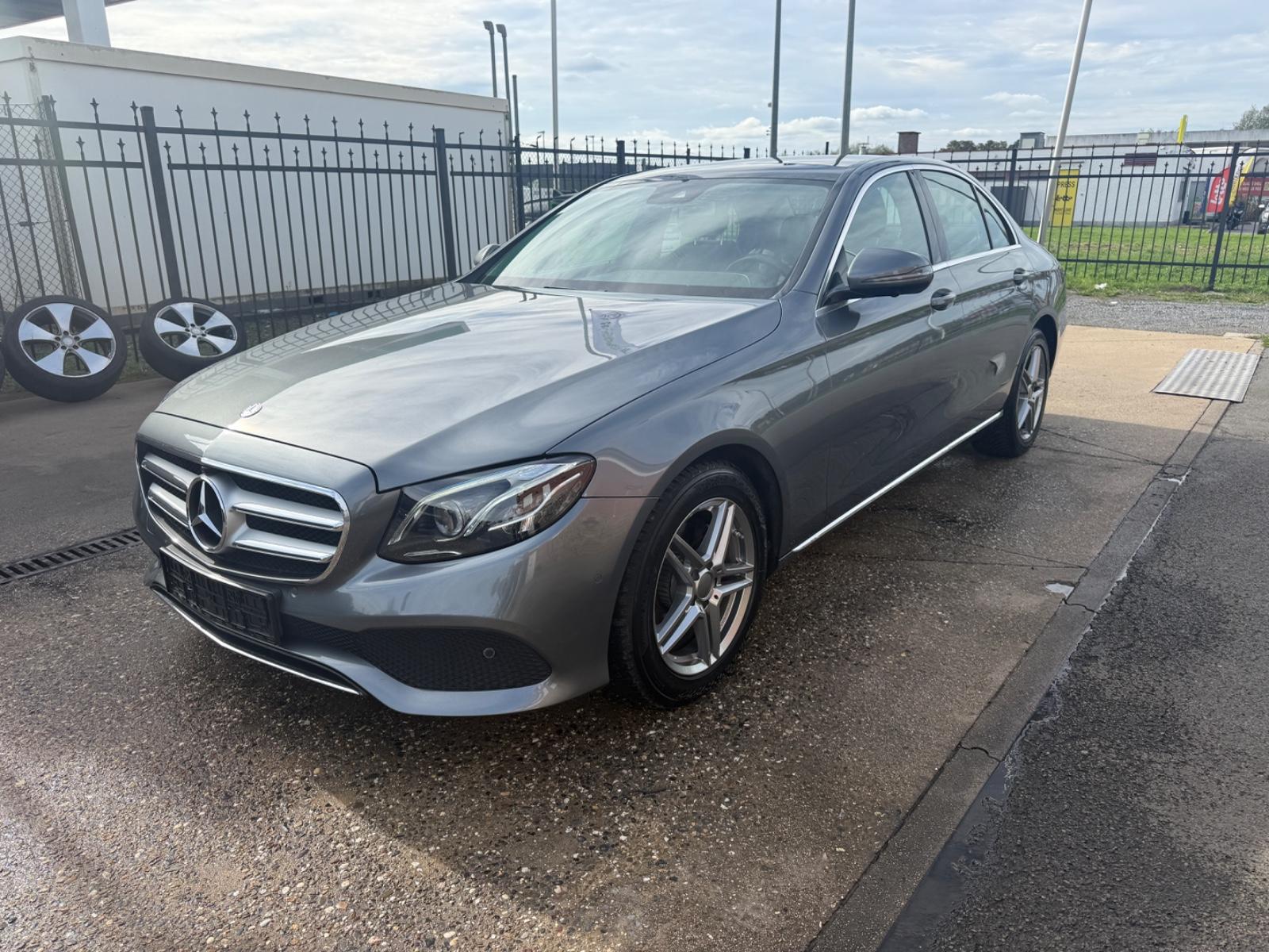 Mercedes-Benz E 220 E Limousine E 220 d, Navi , Klima Euro 6 v