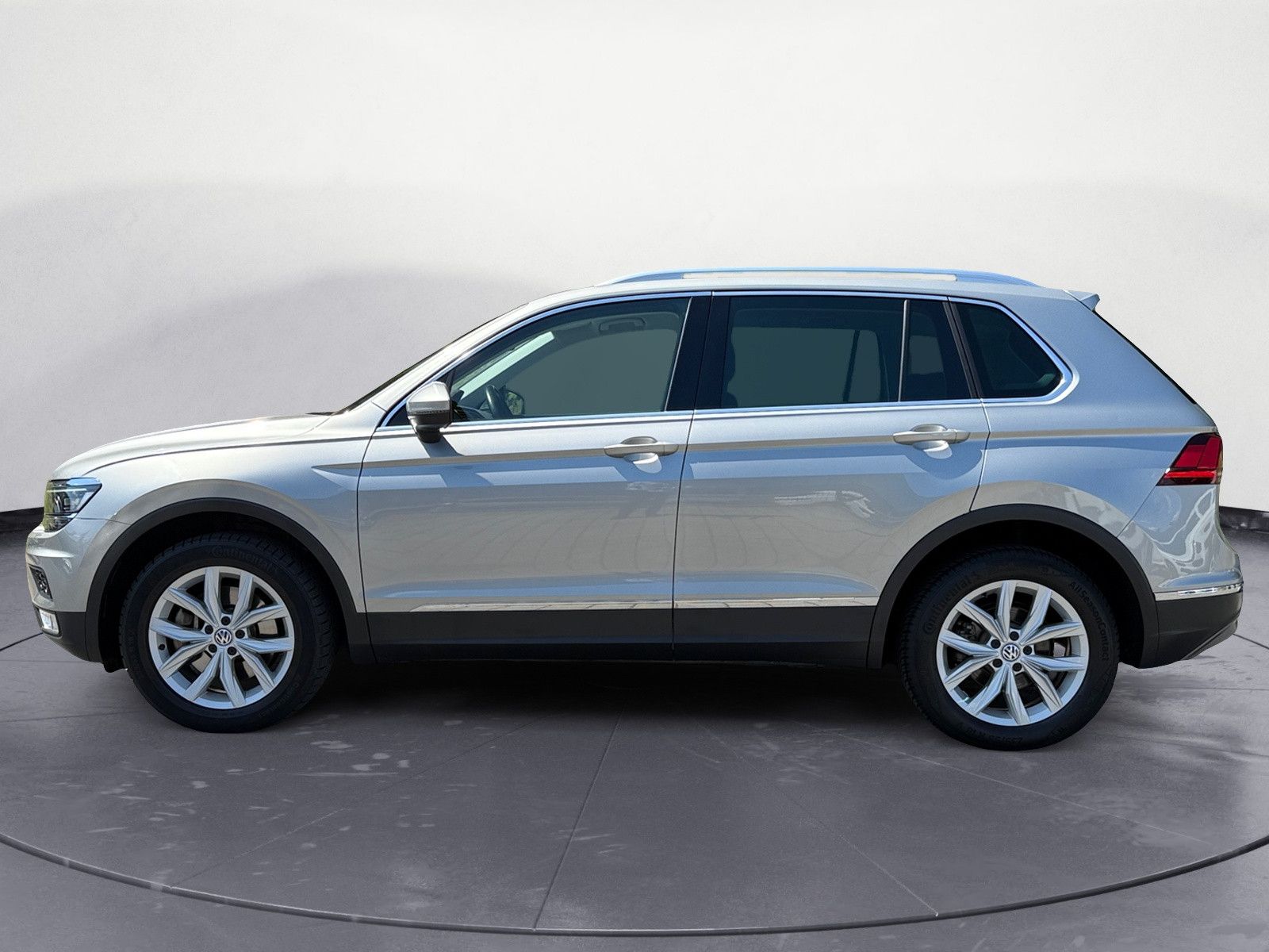 Tiguan 2,0 TSI Highline 4x4 Navi LED AHK