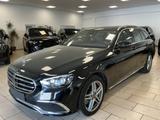 Mercedes-Benz E 300 d 4Matic*Exclusive*S-Dach*HUD*Leder*360Cam - gebrauchte Mercedes-Benz E 300 aus dem Jahr 2022