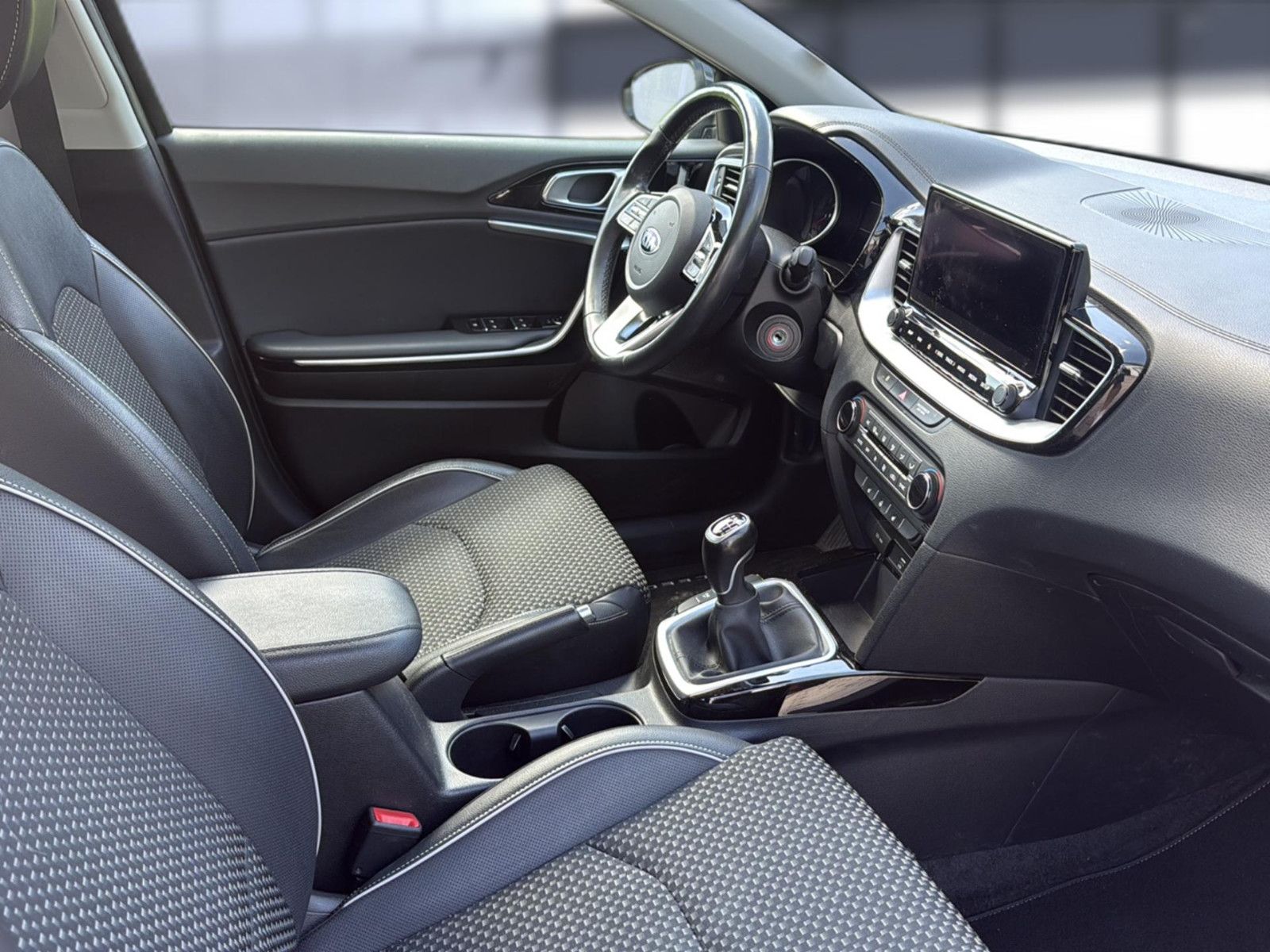 Fahrzeugabbildung Kia XCeed JBL Sound Edition