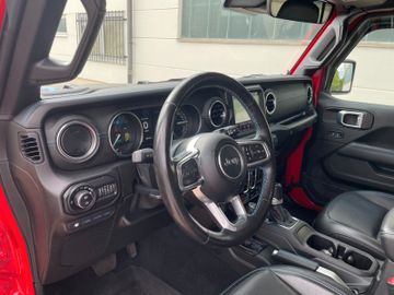 Jeep Wrangler - 11