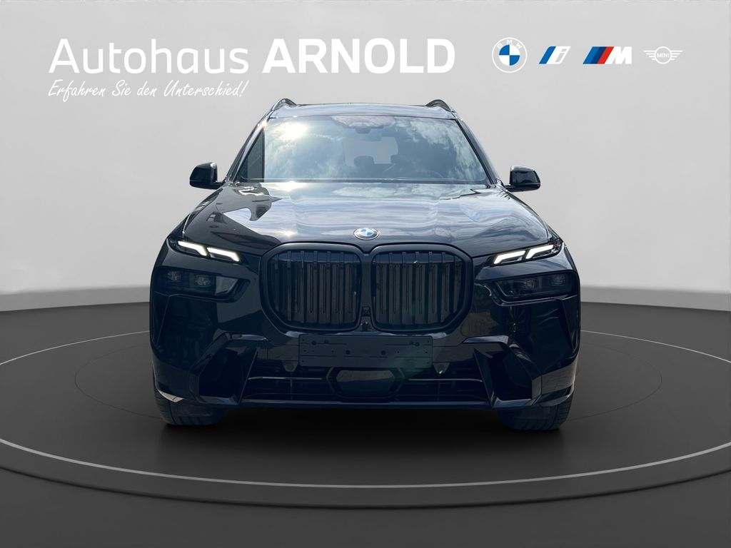 BMW X7 — fotografia 2