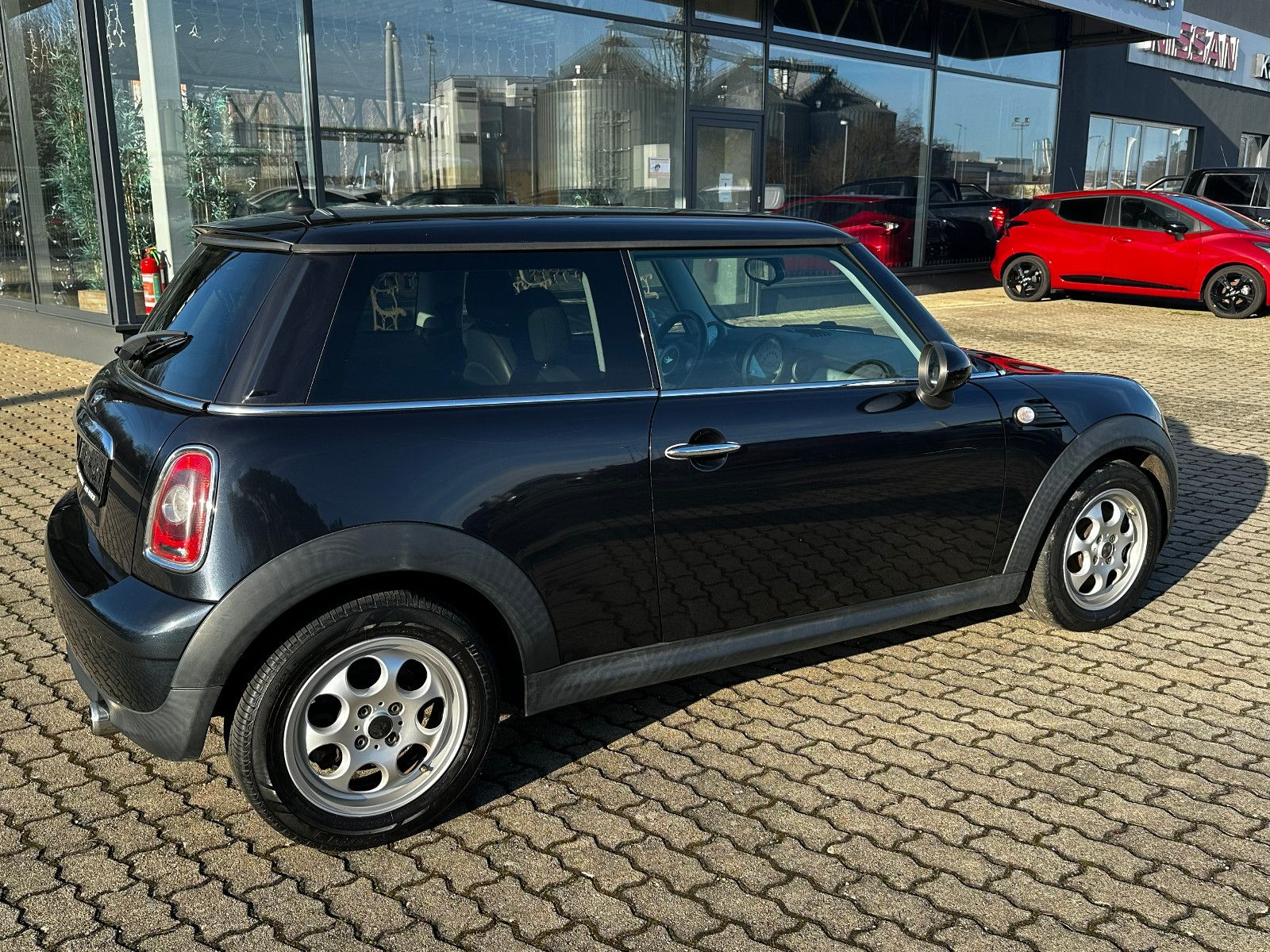 Fahrzeugabbildung MINI ONE Mini One