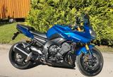 Yamaha FZ8 - YAMAHA BLAU MOTORRAD