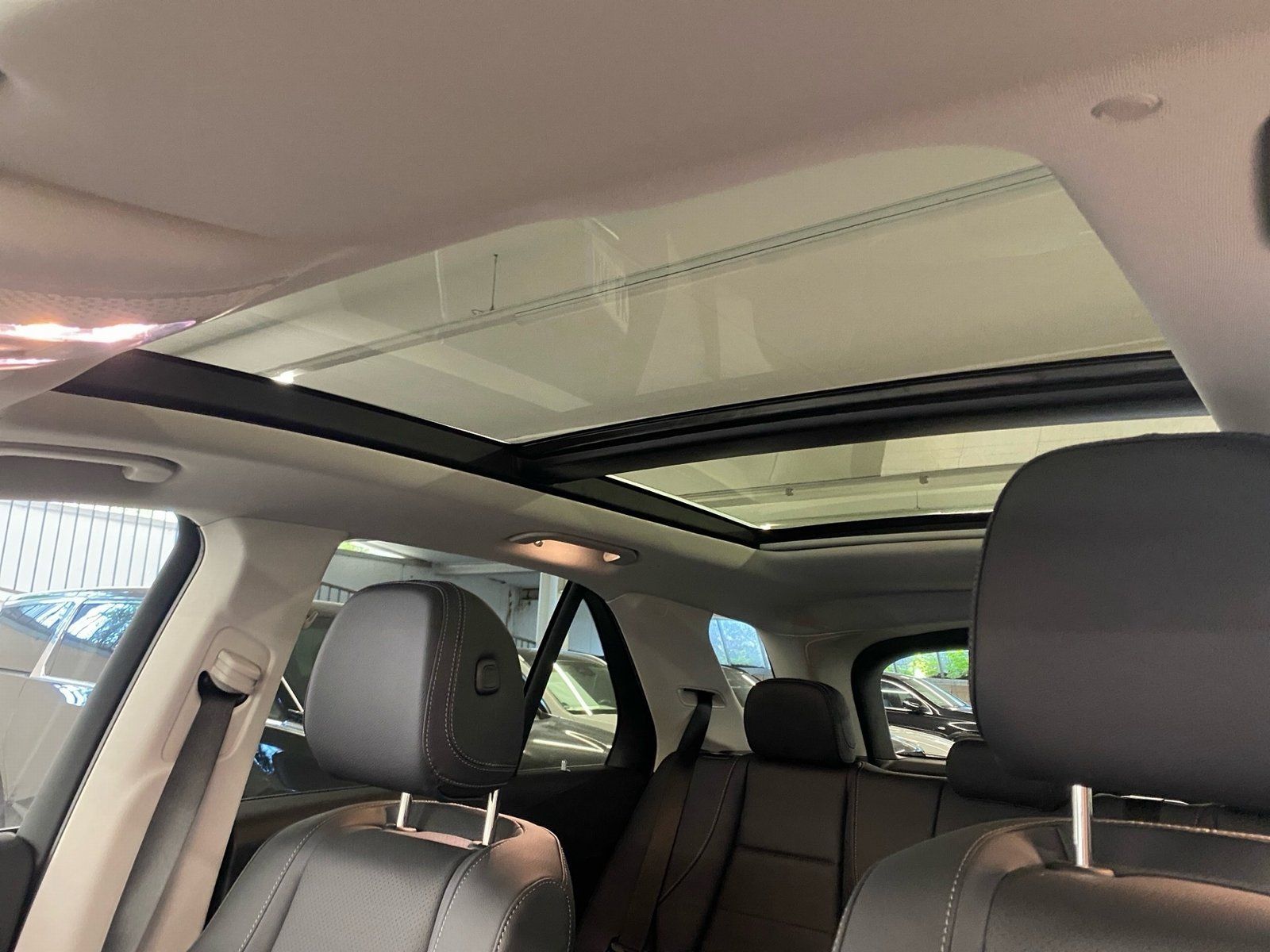 Fahrzeugabbildung Mercedes-Benz GLE 400 e 4M*AHK*Distronic*Panora*Totwinkel*360*