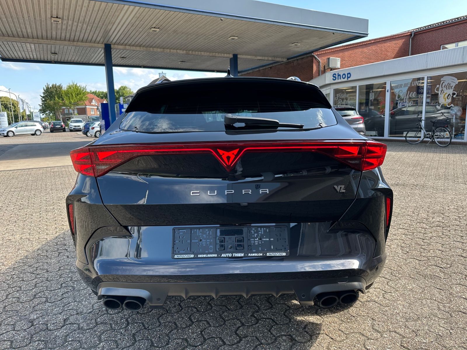 Fahrzeugabbildung CUPRA Formentor VZ 2.0 TSI 4Drive ACC/AHK/CarPlay