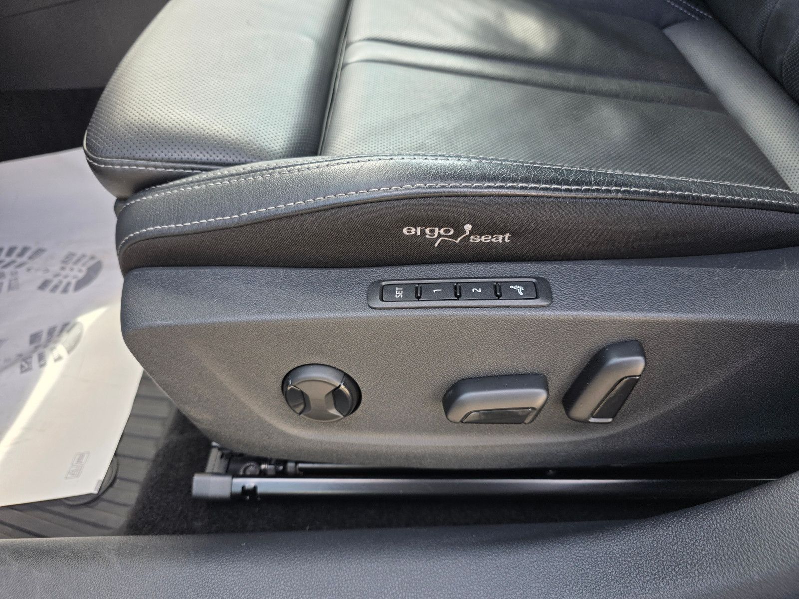Skoda Octavia 2.0TDI AHK ACC VZE HUD Memory Sitzbelüft foto 8