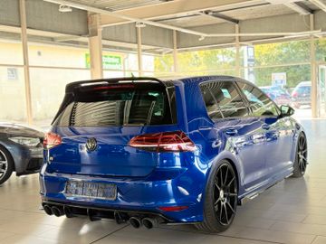 Volkswagen Golf - 5