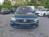 Volkswagen Tiguan Life DSG PANORAMADACH,NAVI,Sportsitze,,, - Volkswagen Tiguan: Panoramadach