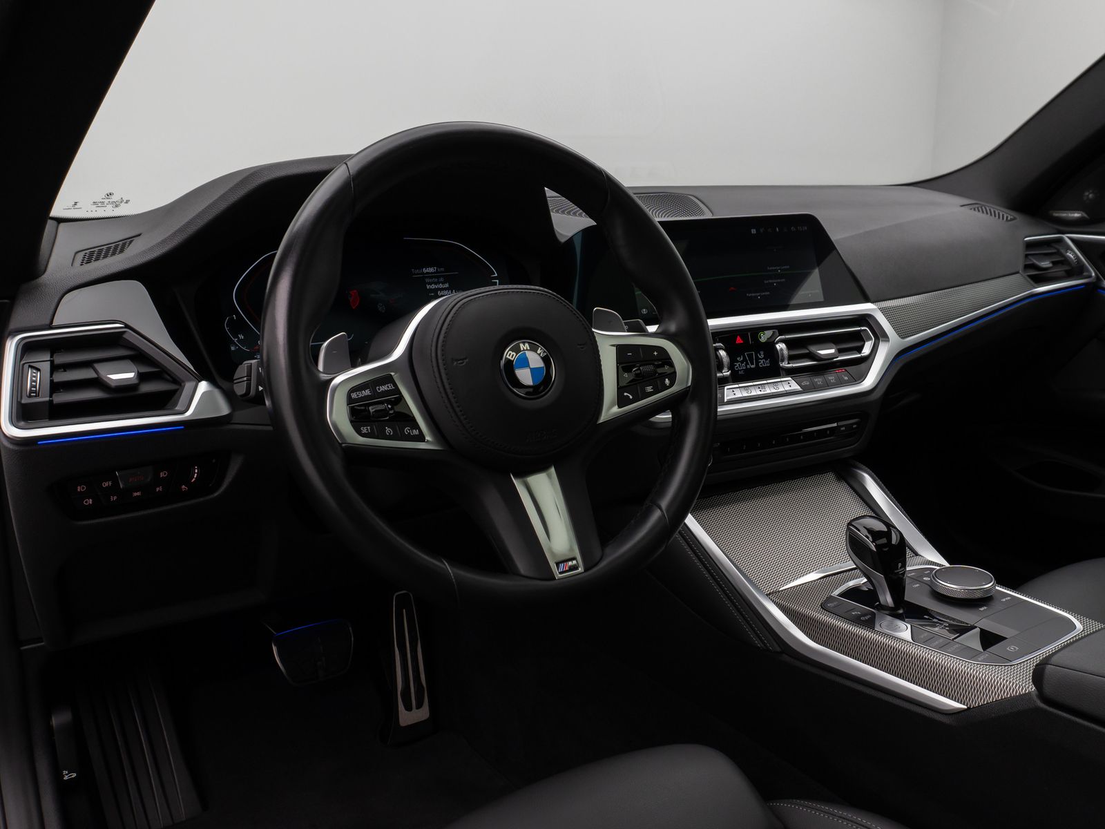 Fahrzeugabbildung BMW 420i Coupé M Sport Glasdach Kamera DAB H/K Komfo